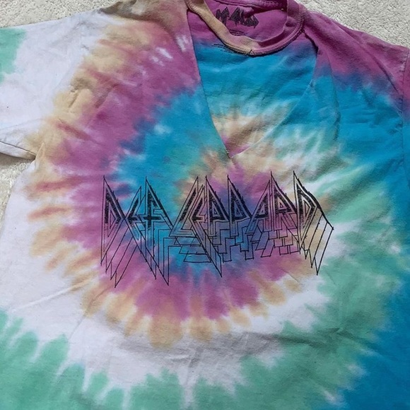 t shirt - Picture 2 of 2